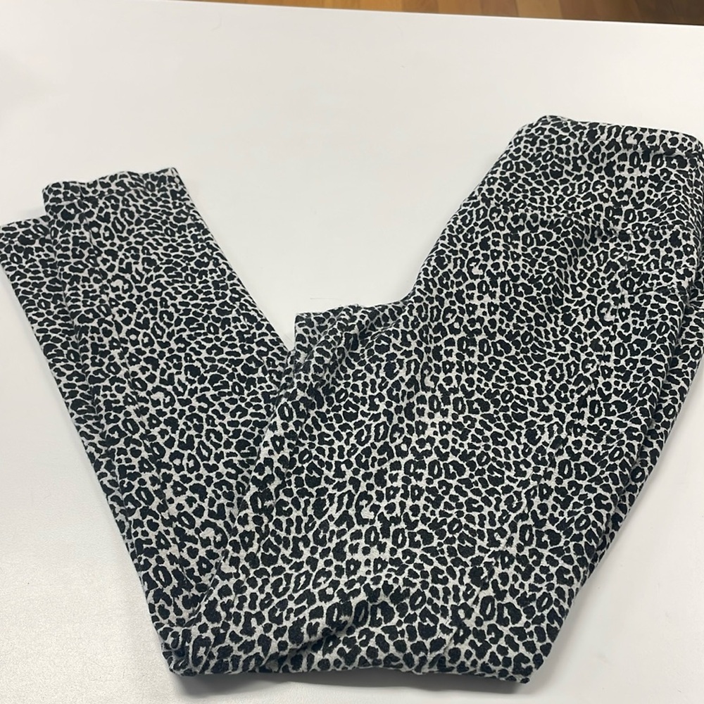 T by Talbots High Waist stretch Leopard Leggings